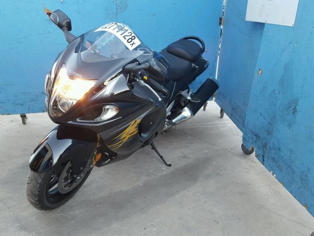 JS1GX72B7E2100121 - 2014 SUZUKI GSX1300 RA BLACK photo 2