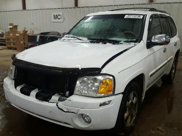 1GKDT13S922160496 - 2002 GMC ENVOY WHITE photo 2