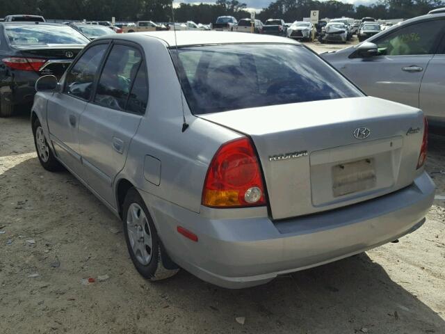 KMHCG45C95U669687 - 2005 HYUNDAI ACCENT GL SILVER photo 3