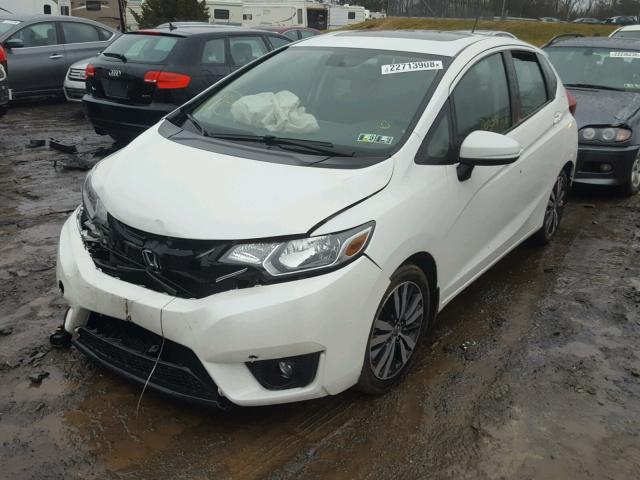 3HGGK5H89FM734272 - 2015 HONDA FIT EX WHITE photo 2