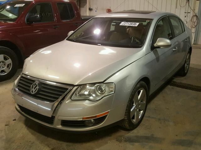 WVWJK73C39E005321 - 2009 VOLKSWAGEN PASSAT TUR SILVER photo 2