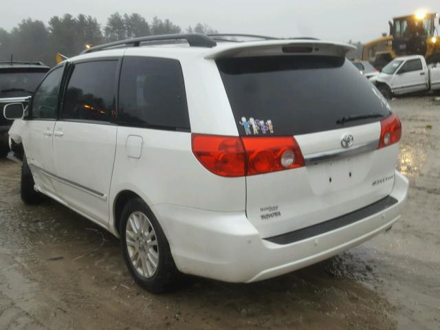 5TDYK4CC2AS313169 - 2010 TOYOTA SIENNA XLE WHITE photo 3