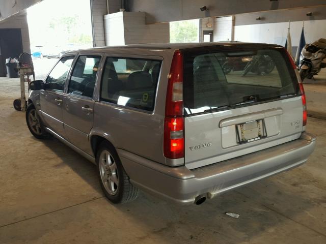 YV1LW5675W3486089 - 1998 VOLVO V70 GLT SILVER photo 3