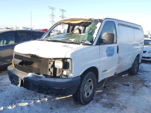 1GCFG25T131164151 - 2003 CHEVROLET EXPRESS G2 WHITE photo 2