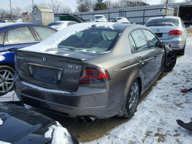 19UUA76637A015942 - 2007 ACURA TL TYPE S GRAY photo 4