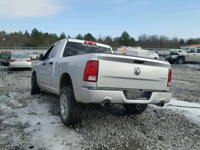 1C6RR7FT5HS523206 - 2017 RAM 1500 ST SILVER photo 3