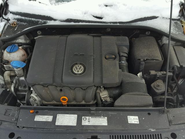 1VWBH7A32DC019850 - 2013 VOLKSWAGEN PASSAT SE GRAY photo 7