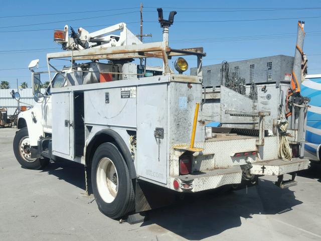 1FDNF70J4SVA14233 - 1995 FORD F700 WHITE photo 3