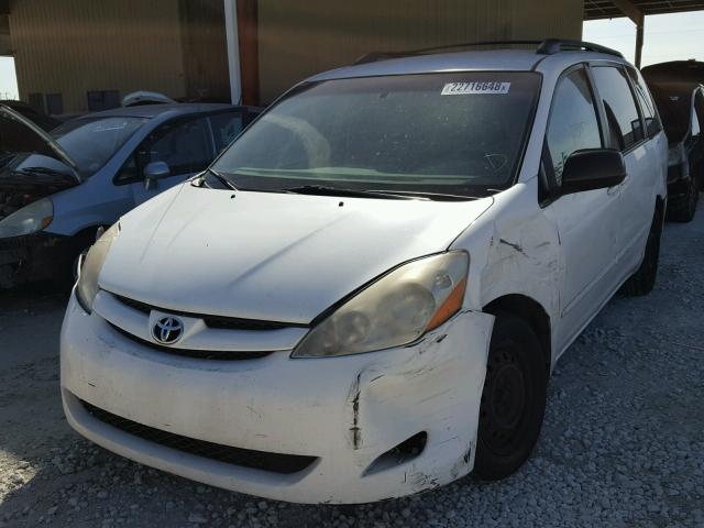 5TDZK23C48S101277 - 2008 TOYOTA SIENNA CE WHITE photo 2