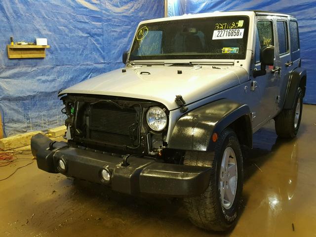 1C4BJWDG0FL728294 - 2015 JEEP WRANGLER U SILVER photo 2