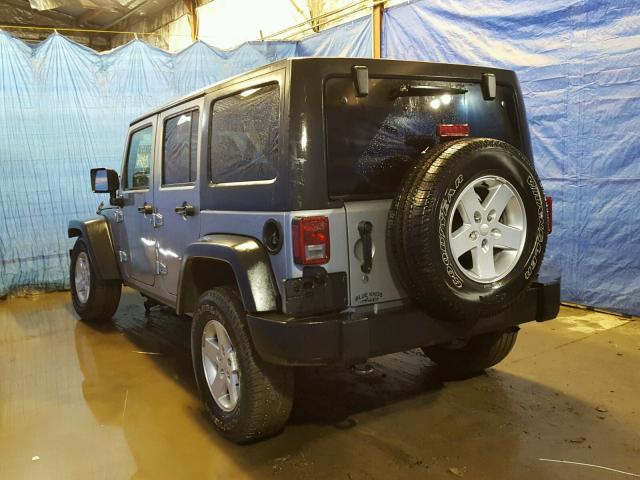 1C4BJWDG0FL728294 - 2015 JEEP WRANGLER U SILVER photo 3