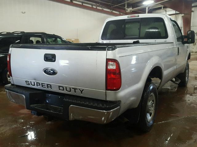 1FTNF21598ED61445 - 2008 FORD F250 SUPER GRAY photo 4