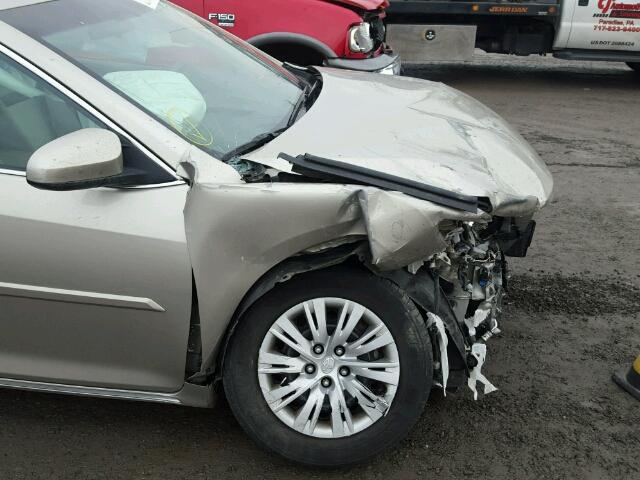 4T4BF1FK0DR331697 - 2013 TOYOTA CAMRY L SILVER photo 9
