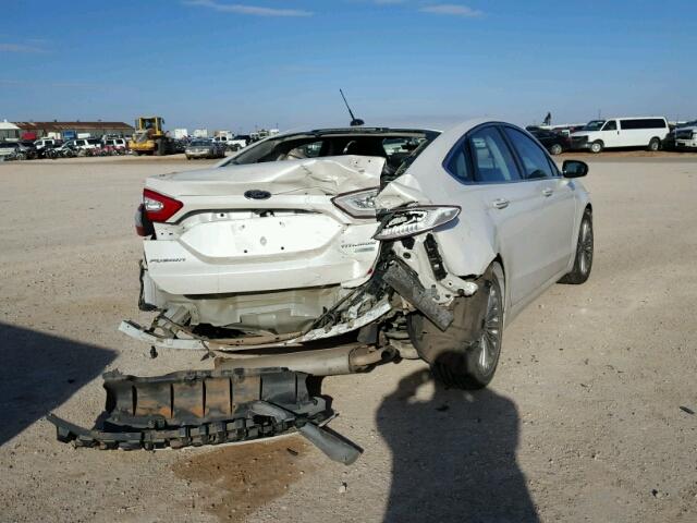 3FA6P0K96GR177847 - 2016 FORD FUSION TIT WHITE photo 4