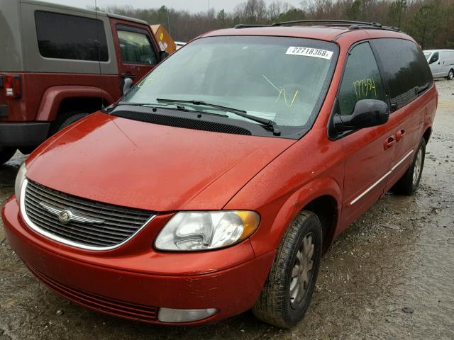 2C4GP54L82R611768 - 2002 CHRYSLER TOWN & COU BURGUNDY photo 2