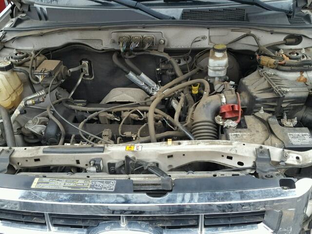 1FMCU03ZX8KB66145 - 2008 FORD ESCAPE XLT SILVER photo 7