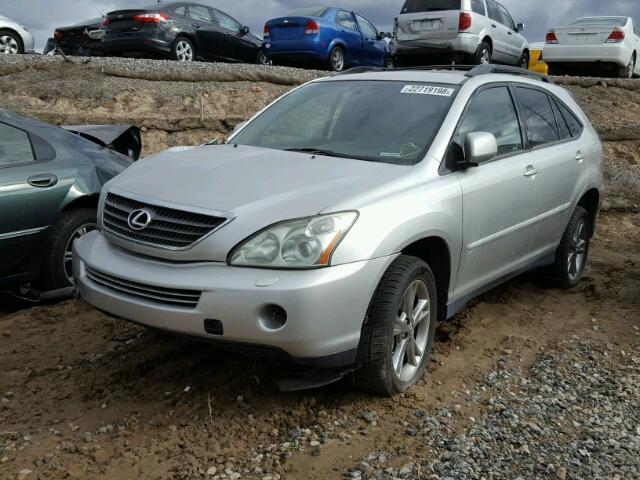 JTJHW31U872025261 - 2007 LEXUS RX 400H SILVER photo 2