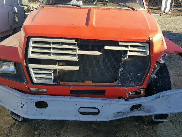 1FDWK74A4JVA53042 - 1988 FORD F700 F RED photo 7