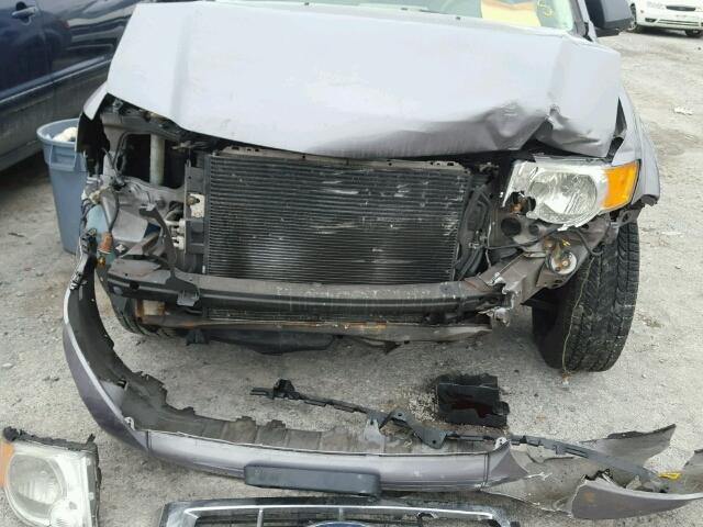 1FMCU03Z78KA31298 - 2008 FORD ESCAPE XLT GRAY photo 9