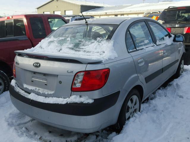 KNADE123986360390 - 2008 KIA RIO BASE SILVER photo 4