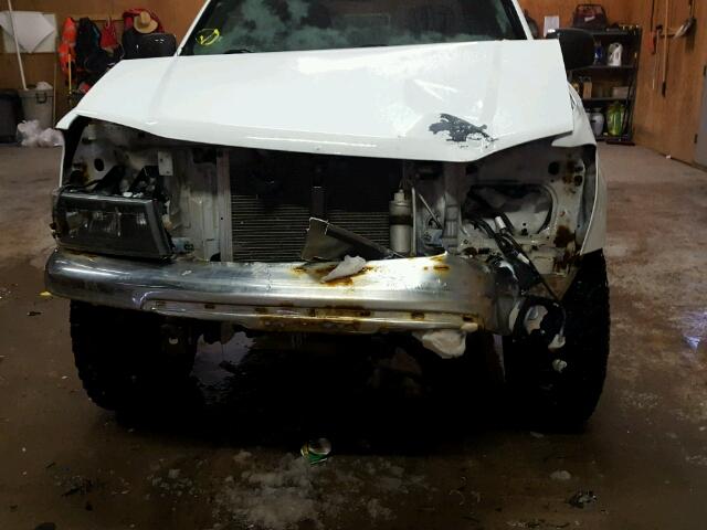 1GTCS196348123609 - 2004 GMC CANYON WHITE photo 9