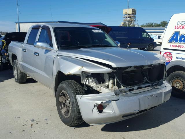 1D7HE48N18S505787 - 2008 DODGE DAKOTA QUA SILVER photo 1