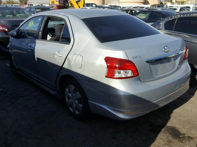 JTDBT923071070808 - 2007 TOYOTA YARIS SILVER photo 3