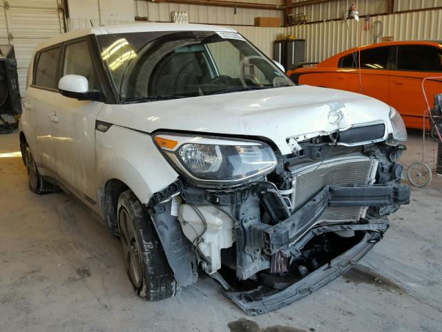 KNDJN2A29E7081550 - 2014 KIA SOUL WHITE photo 1