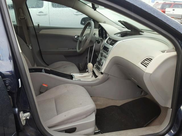 1G1ZB5EB7AF238556 - 2010 CHEVROLET MALIBU LS ლურჯი ფოტო 5