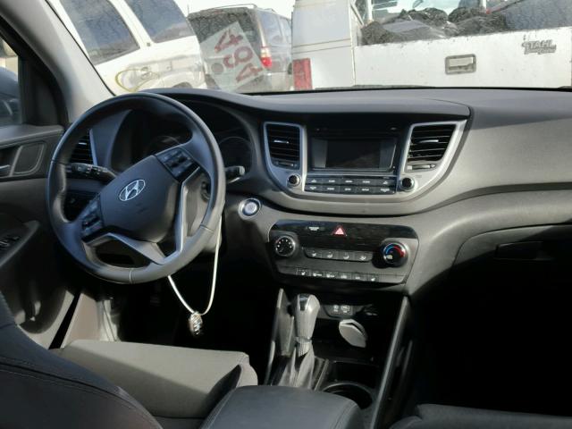 KM8J3CA2XGU129794 - 2016 HYUNDAI TUCSON LIM GRAY photo 9