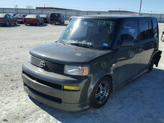 JTLKT334250186295 - 2005 TOYOTA SCION XB GRAY photo 2