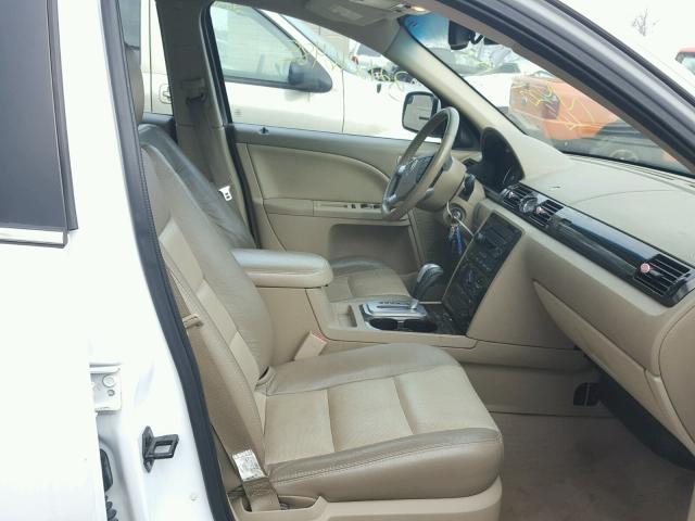 1MEFM40177G603882 - 2007 MERCURY MONTEGO LU WHITE photo 5