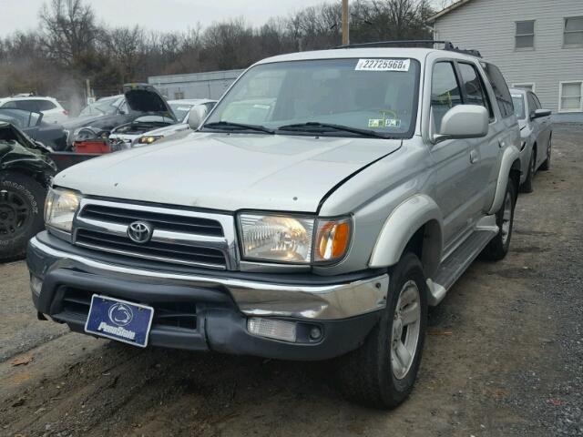 JT3HN86R6Y0323686 - 2000 TOYOTA 4RUNNER SR SILVER photo 2