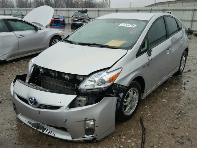 JTDKN3DU2A1306847 - 2010 TOYOTA PRIUS SILVER photo 2