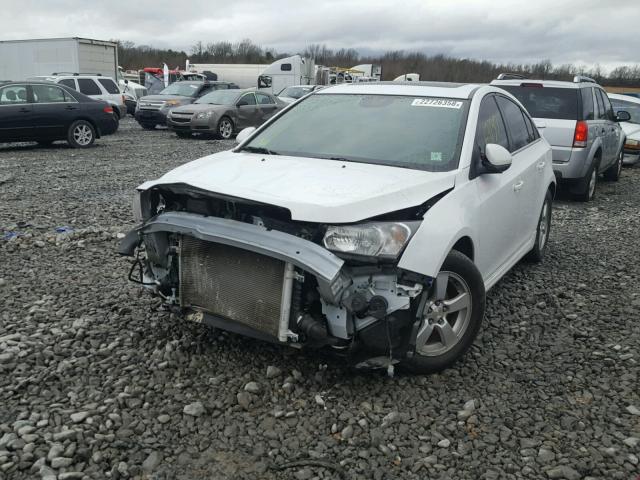 1G1PC5SB3F7109174 - 2015 CHEVROLET CRUZE LT WHITE photo 2