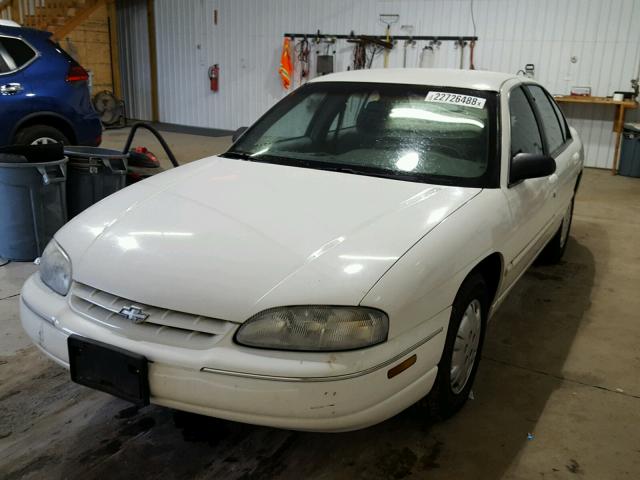 2G1WL52J211230965 - 2001 CHEVROLET LUMINA WHITE photo 2