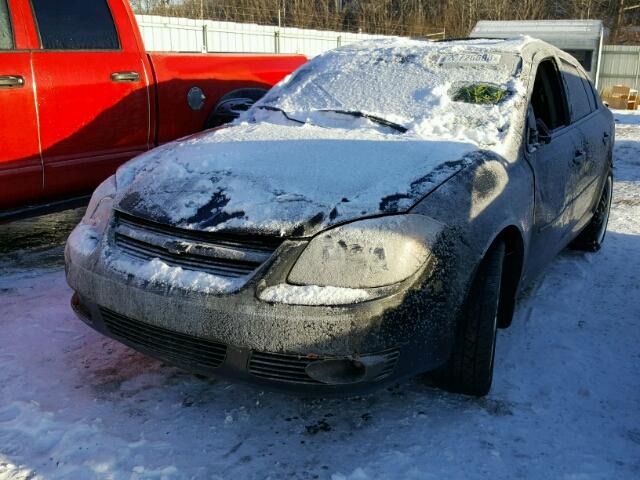 1G1AL54FX57642126 - 2005 CHEVROLET COBALT LS BLACK photo 2