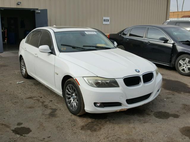 WBAPH73599A172622 - 2009 BMW 328 I WHITE photo 1