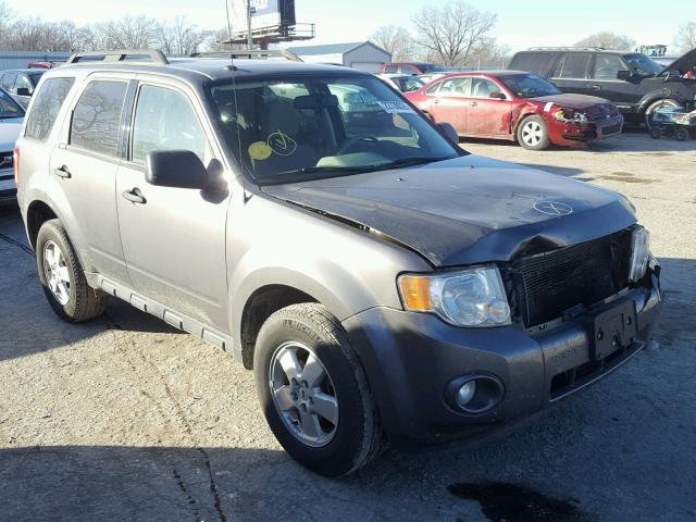 1FMCU9DG4CKB11734 - 2012 FORD ESCAPE XLT GRAY photo 1