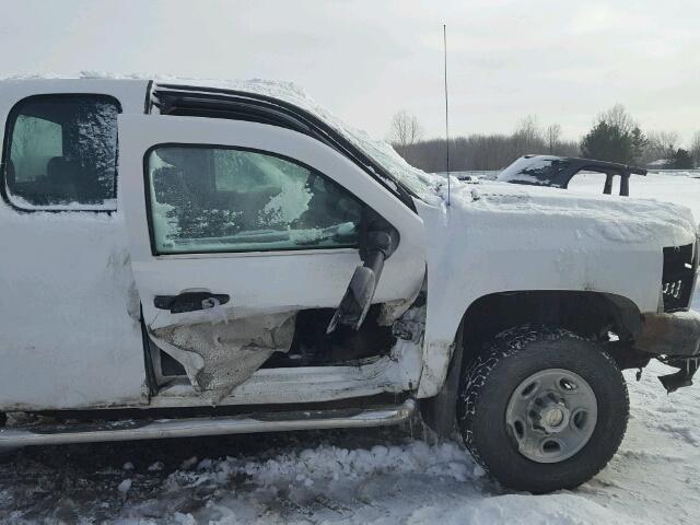 1GCHK29K58E157776 - 2008 CHEVROLET SILVERADO WHITE photo 9