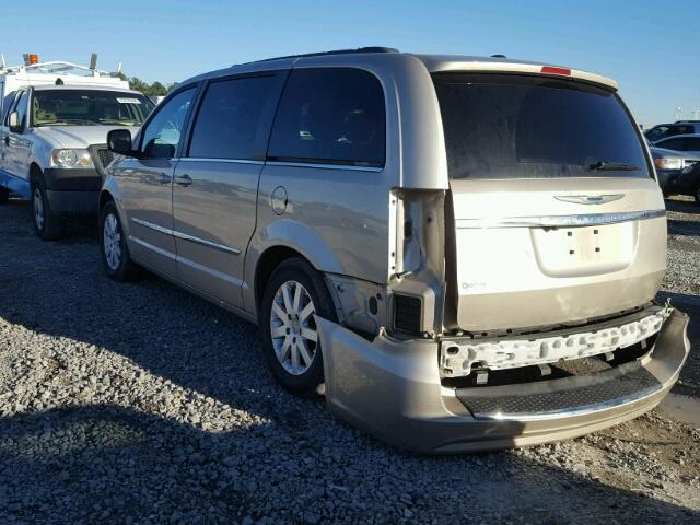 2C4RC1BG4DR711663 - 2013 CHRYSLER TOWN & COU GOLD photo 3