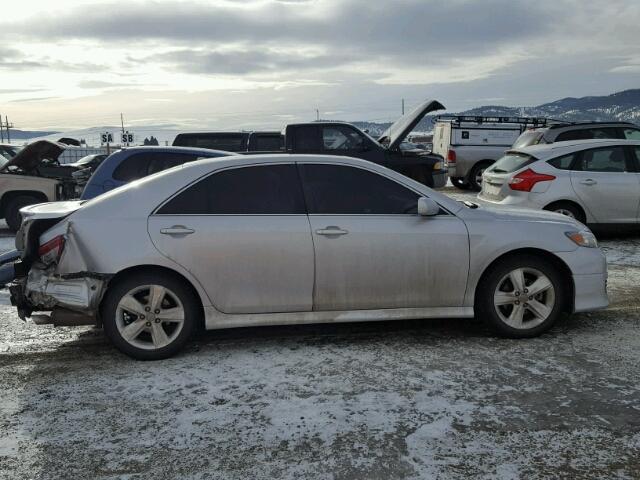 4T1BF3EK0AU105565 - 2010 TOYOTA CAMRY BASE SILVER photo 9