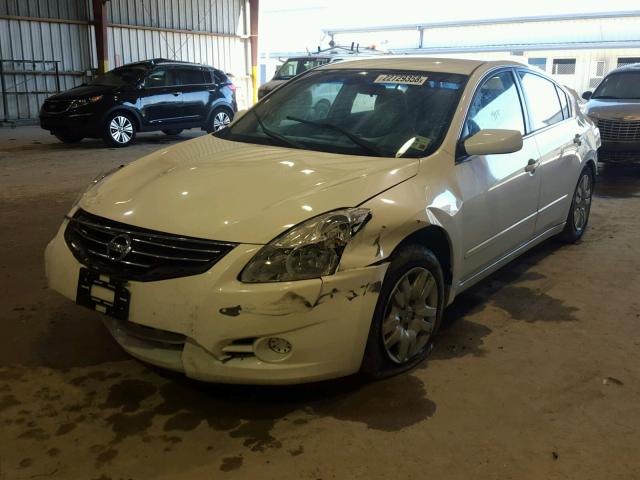 1N4AL2AP2CC182439 - 2012 NISSAN ALTIMA BAS WHITE photo 2