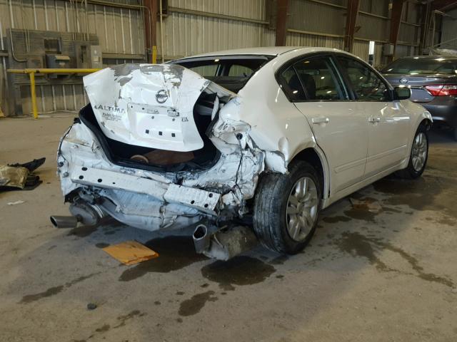 1N4AL2AP2CC182439 - 2012 NISSAN ALTIMA BAS WHITE photo 4