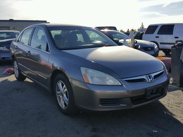 1HGCM56717A169131 - 2007 HONDA ACCORD EX GRAY photo 1