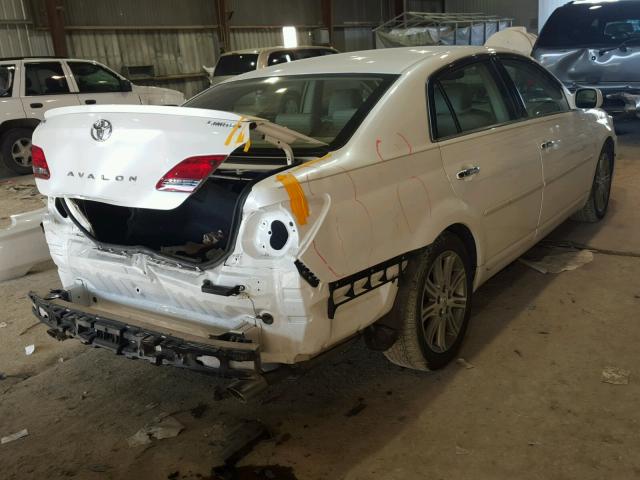 4T1BK36B08U307746 - 2008 TOYOTA AVALON XL WHITE photo 4