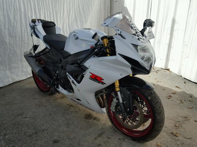 JS1GR7MA8H2101118 - 2017 SUZUKI GSX-R750 WHITE photo 1