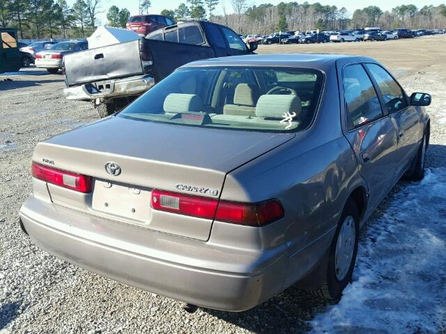 4T1BG28K8XU611303 - 1999 TOYOTA CAMRY CE TAN photo 4