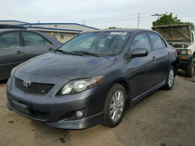 1NXBU4EE5AZ326035 - 2010 TOYOTA COROLLA BA GRAY photo 2