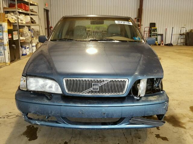 YV1LS5573W1515890 - 1998 VOLVO S70 BLUE photo 9